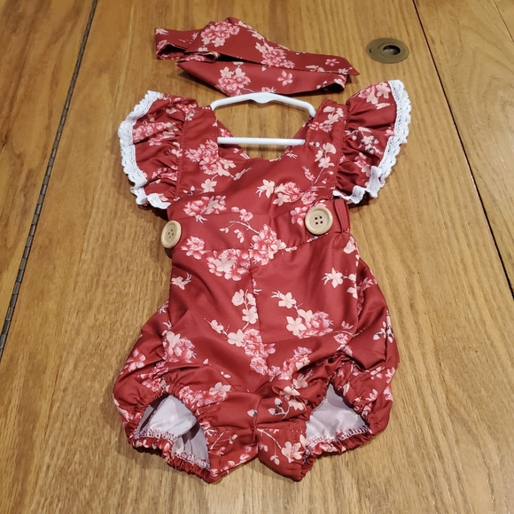 Newborn Floral Romper with matching ribbon for head. NWOT - Picture 16 of 16